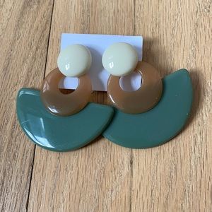 Acrylic green and ivory earrings